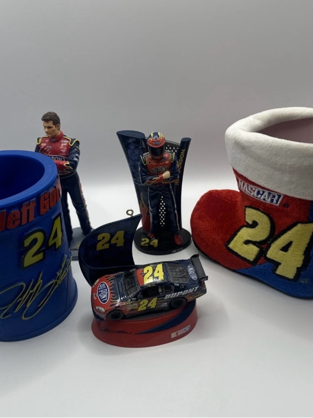 24 NASCAR Collectible Set - Black and Blue